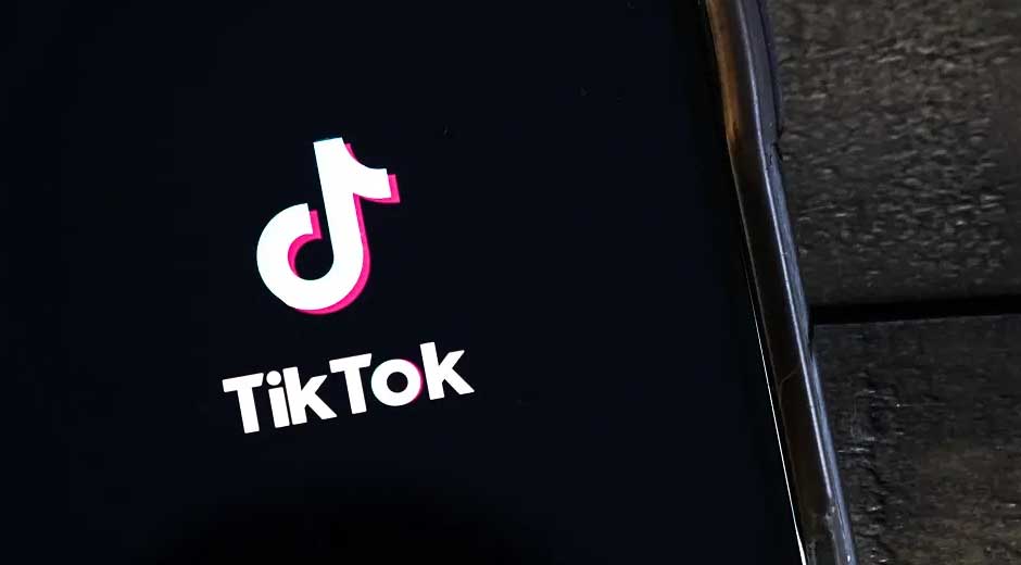 TikTok-Trends-How-They-Shape-the-Digital-Landscape
